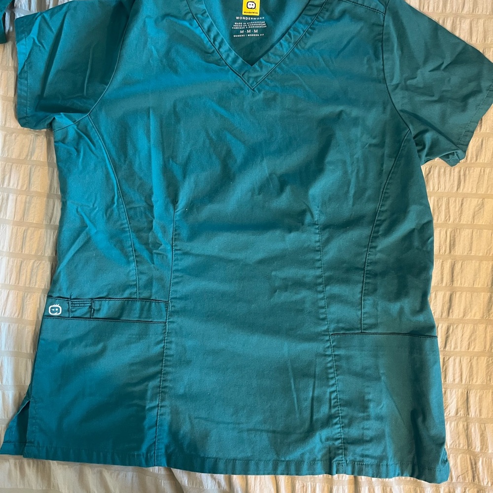 WonderWink Women's Teal Top